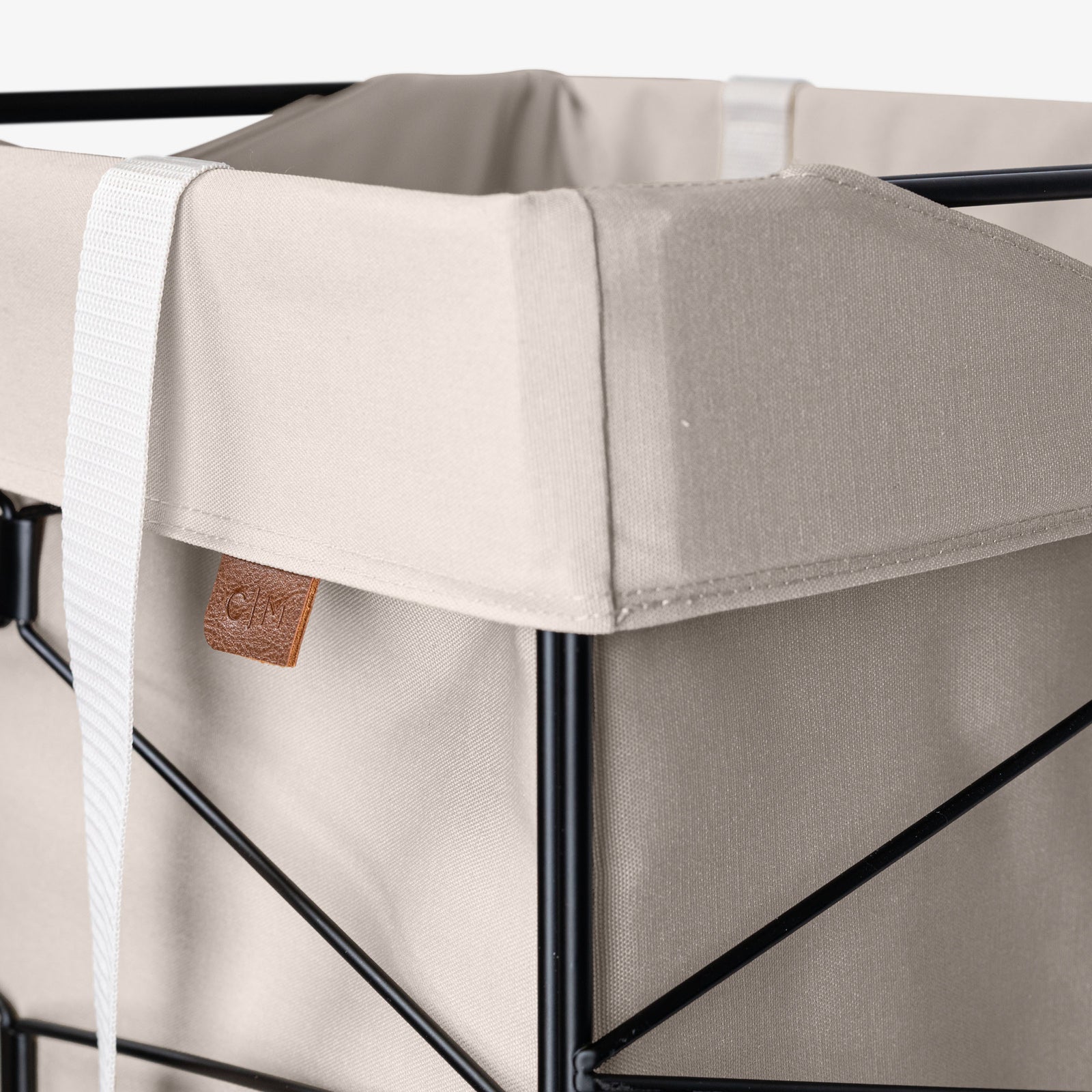 Flex Frame Rolling Hamper