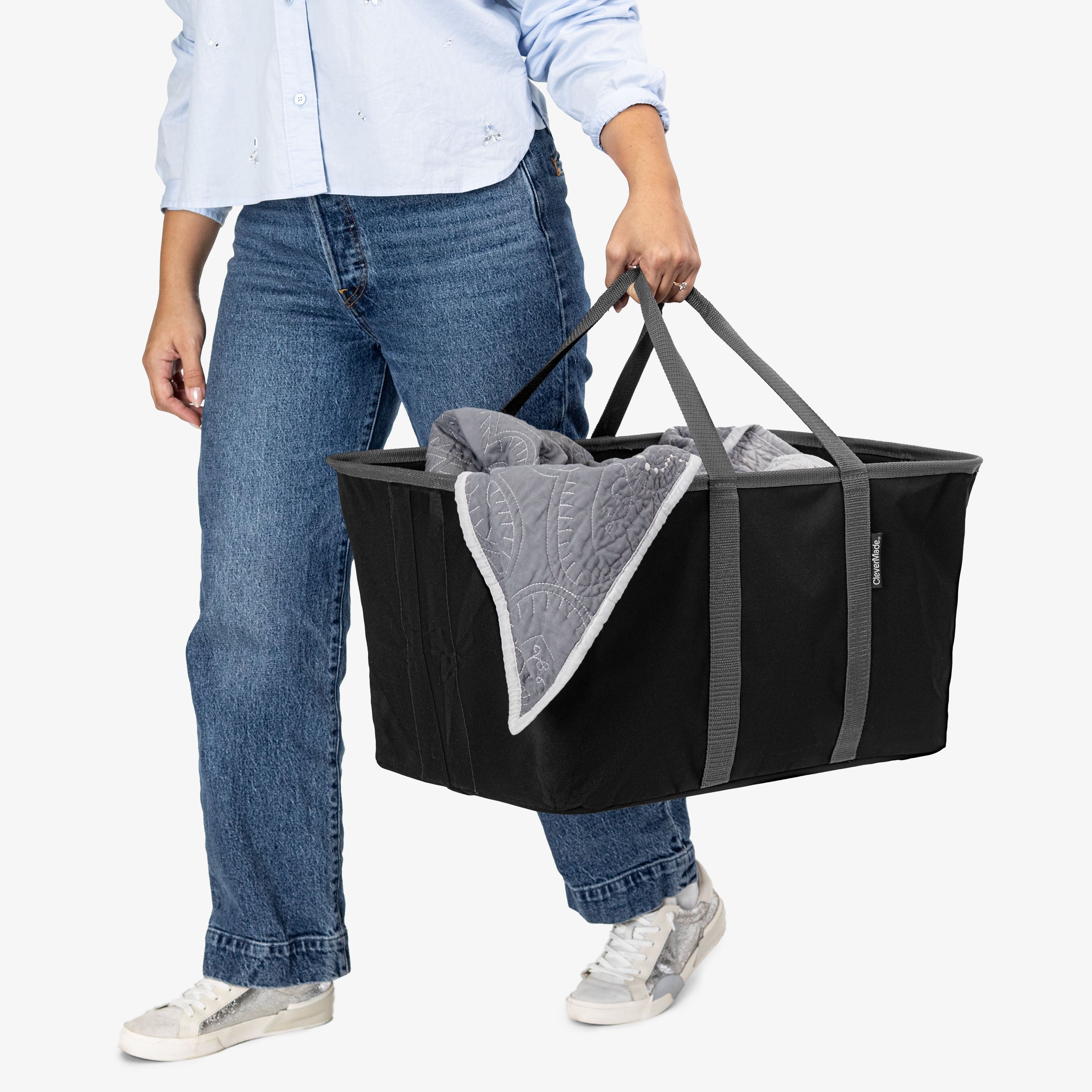 7076-4203-05032PK_Black_Carry_CM1.jpg